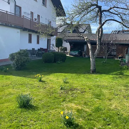Eifler Apartmán